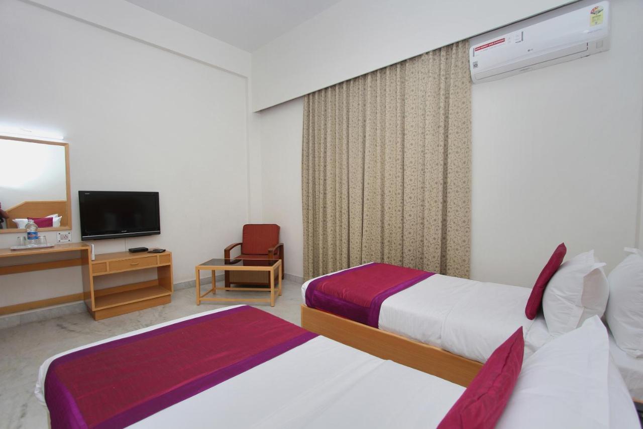 Oyo 5345 Hotel Sai Rennaissance Bangalore Eksteriør bilde